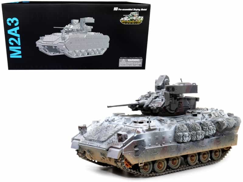 United States M2a3 Bradley Ifv (Infantry Fighting Vehicle) Camouflage (Snowy Version) "Neo Dragon Armor" Series 1/72 Plastic Model By Dragon Models