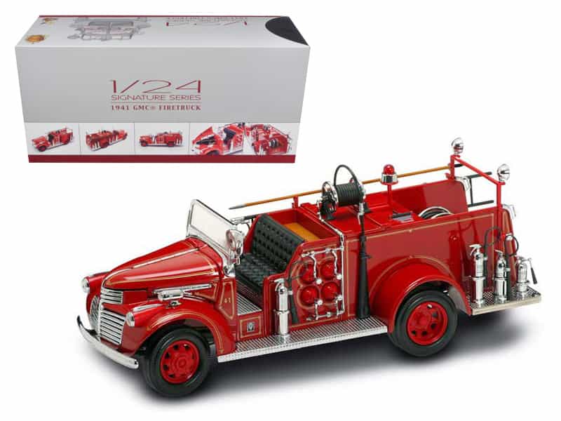 1941 Gmc Fire Engine Red With Accessories 1/24 Diecast Model Car By Road Signature