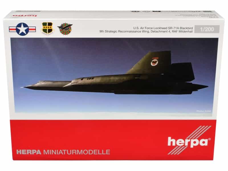 Lockheed Sr-71A Blackbird Stealth Aircraft "9Th Strategic Reconnaissance Wing Detachment 4 Raf Mildenhall" United States Air Force 1/200 Diecast Model Airplane By Herpa