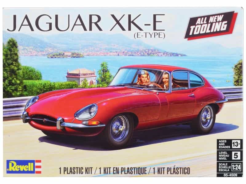 Level 5 Model Kit Jaguar Xk-E (E-Type) 1/24 Scale Model By Revell