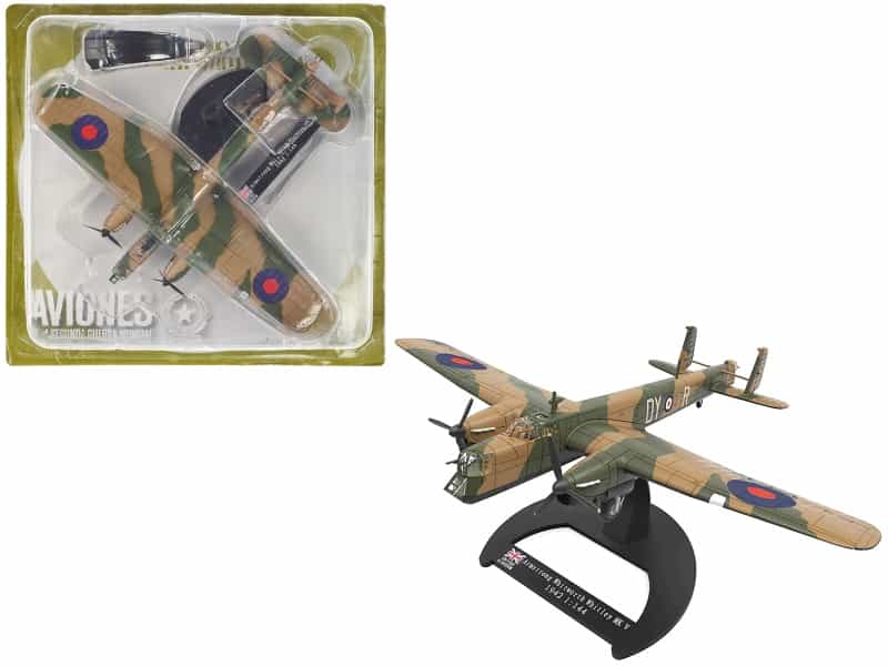 Armstrong Whitworth Whitley Mk.V Bomber Aircraft "No. 102 Squadron Raf Driffield" Royal Air Force (1940) "Planes Of World War Ii" Series 1/144 Diecast Model Airplane By Luppa