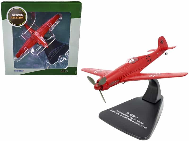 Focke-Wulf Ta 152H-0 War Plane Oberstleutnant Fritz Aufhammer Stab/Jg 301 Stendall Airfield Germany (1945) "Oxford Aviation" Series 1/72 Diecast Model Airplane By Oxford Diecast