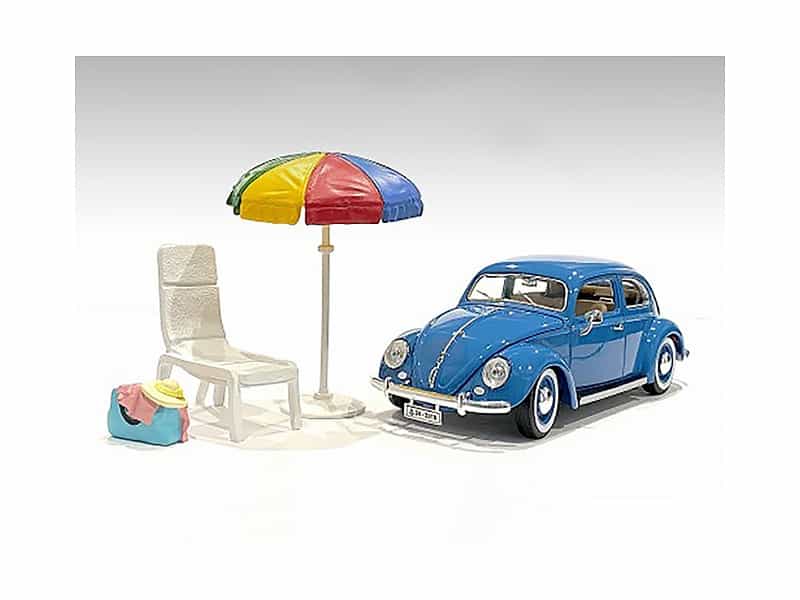 "Beach Girls" Accessories (Beach Chair And Beach Umbrella And Duffle Bag) For 1/18 Scale Models By American Diorama
