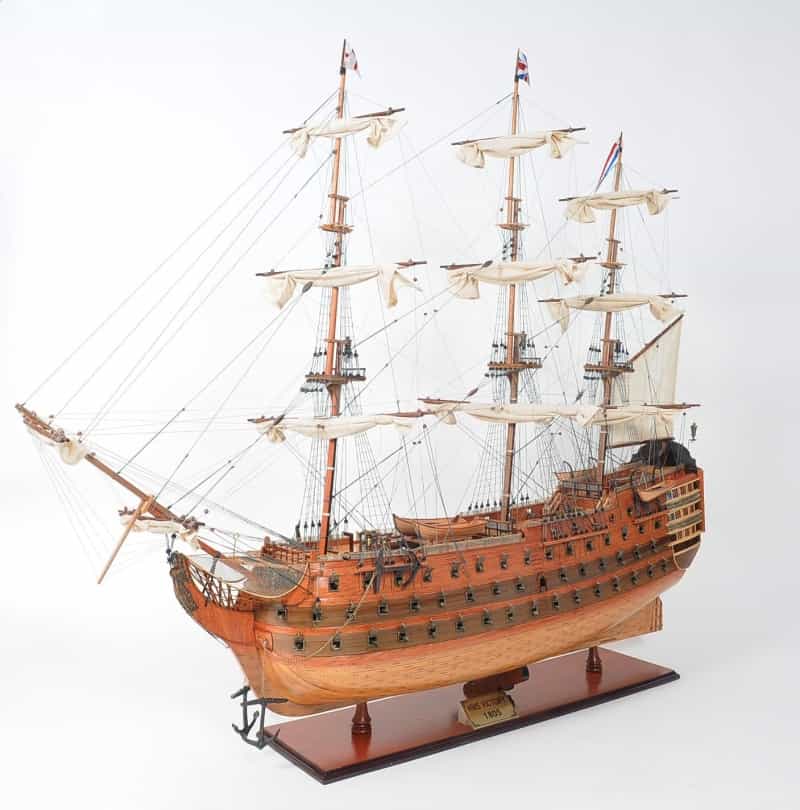 Hms Victory X.L, Fully-Assembled